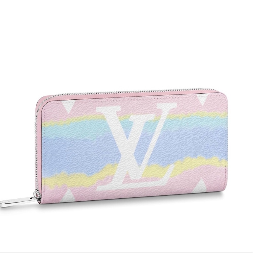 NWT LV Escale Zippy Wallet Pastel